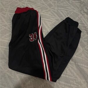 Shaq Athletics Boy’s Large Jogger Pants Black